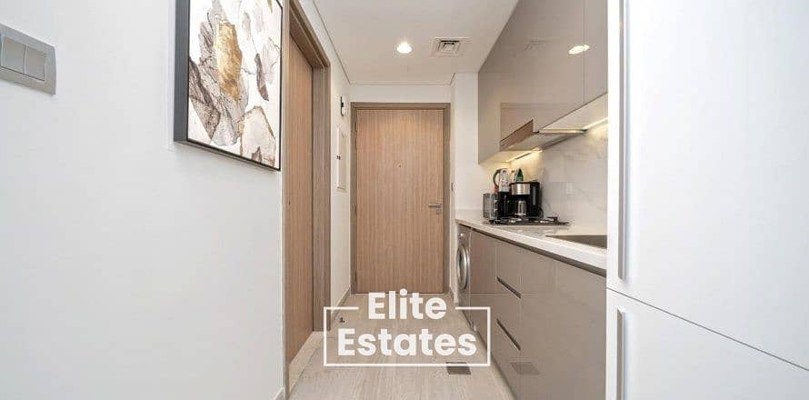 6 azizi-vista-1br-apartment-03_890x440. jpg