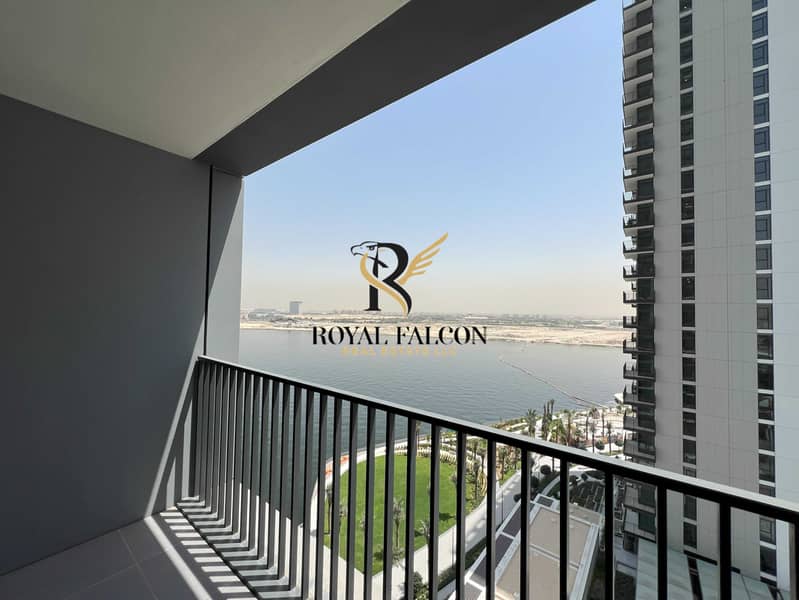 Creek View | Ready | Bright and Spacious Creek View | Ready | Bright and Spacious