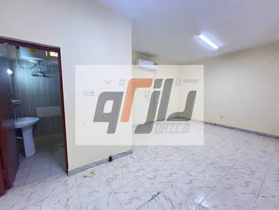 سكن عمال  للايجار في النود، العین - PHOTO-2025-03-06-16-45-30 (1). jpg