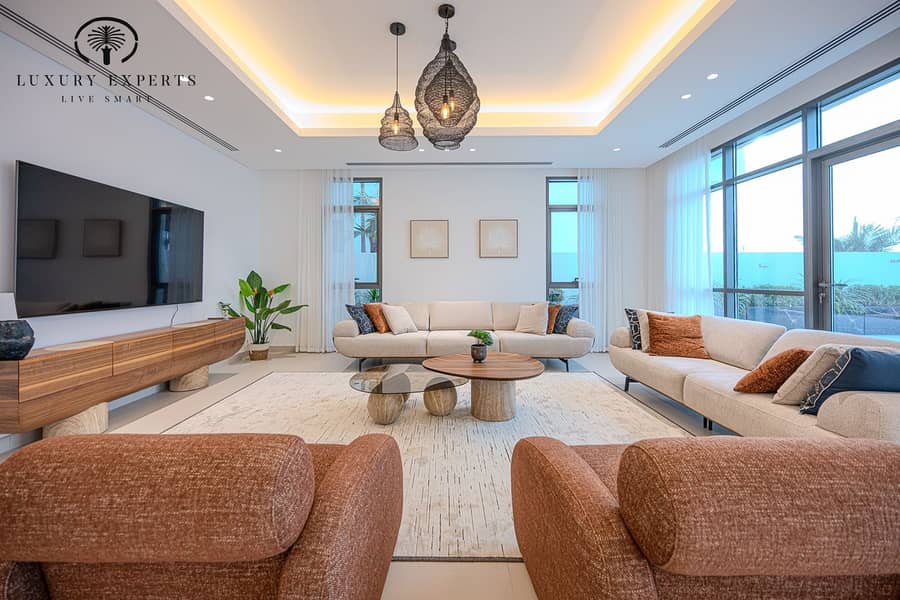 7 luxury experts N9. jpg