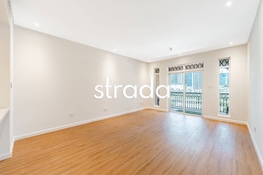 FULLY UPGRADED | LARGE LAYOUT | VACANT FULLY UPGRADED | LARGE LAYOUT | VACANT