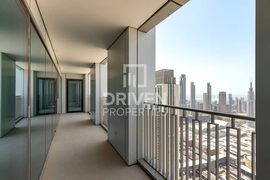 Iconic Burj Khalifa View | Ultra-Luxury Apartment Iconic Burj Khalifa View | Ultra-Luxury Apartment