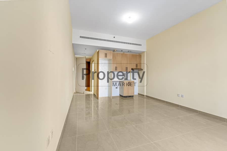10 7ST04909. jpg