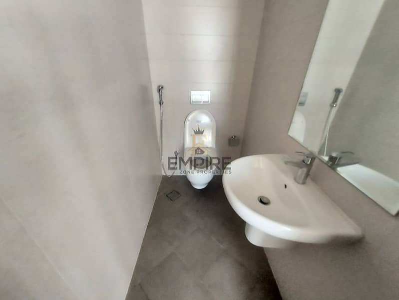 32 IMG-20250516-WA0046. jpg