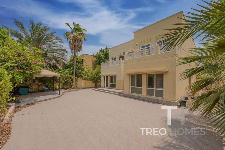 位于芳草青青,芳草青青1号 5 卧室的别墅 425000 AED - 11663418 位于芳草青青,芳草青青1号 5 卧室的别墅 425000 AED - 11663418