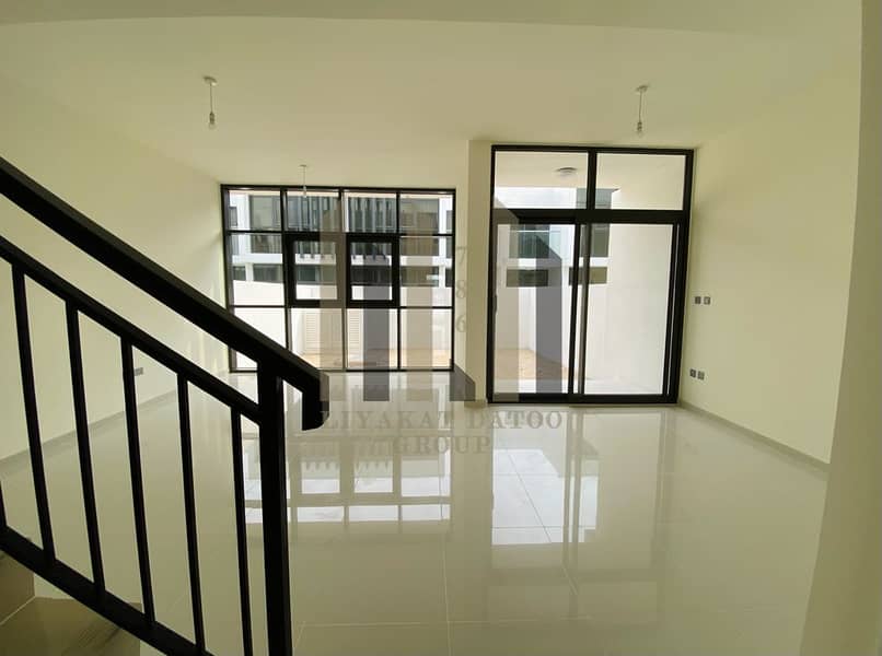 3 LIVING AREA. jpg