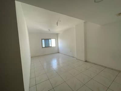 2 Cпальни Апартамент в аренду в Бу Тина, Шарджа - 3d5fc606-17d3-49b2-8391-42e6535d4c23. jpg