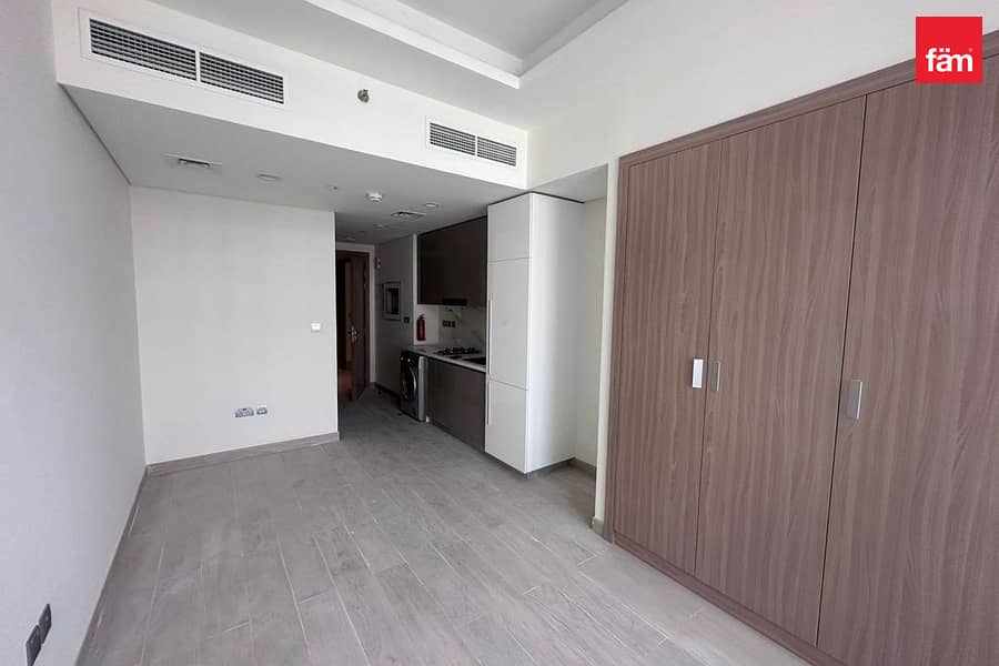 Rented | High Floor | Investment Deal Rented | High Floor | Investment Deal