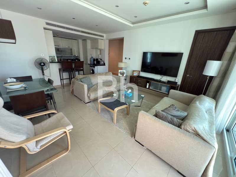 Elegant 2-Bedroom Apartment in Bonnington Tower Elegant 2-Bedroom Apartment in Bonnington Tower