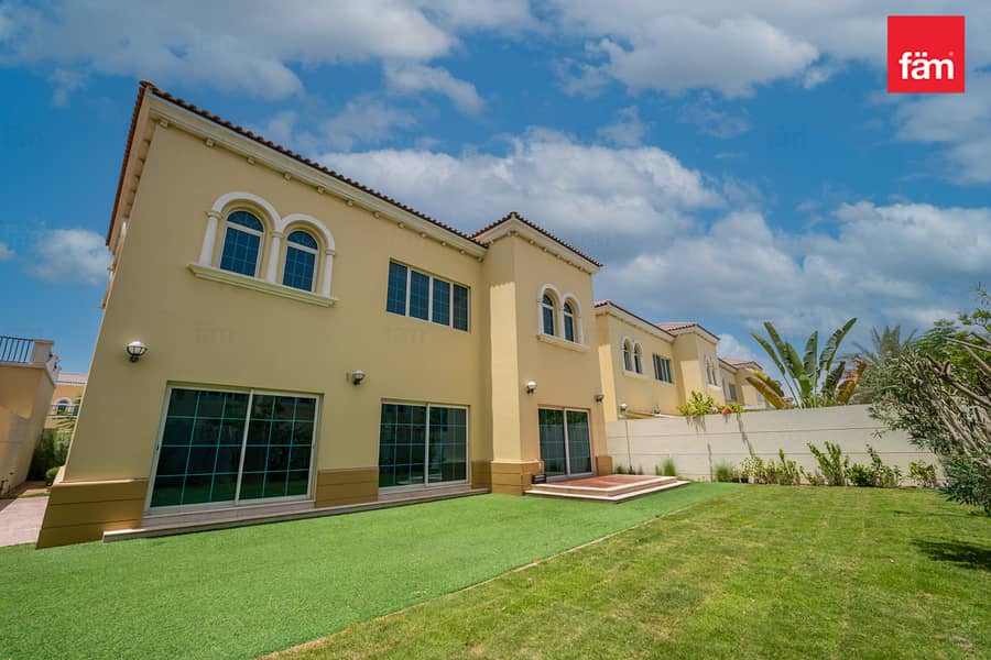 Prime Location | 2 Minutes Walk To Pavilion Prime Location | 2 Minutes Walk To Pavilion
