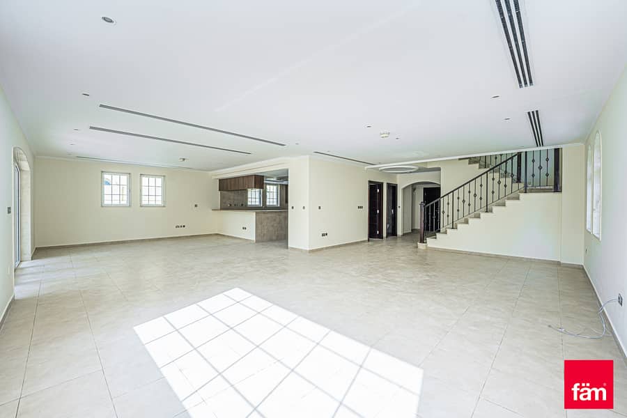 位于朱美拉公园社区,Legacy,Legacy Large 4 卧室的别墅 10995000 AED - 11664873 位于朱美拉公园社区,Legacy,Legacy Large 4 卧室的别墅 10995000 AED - 11664873