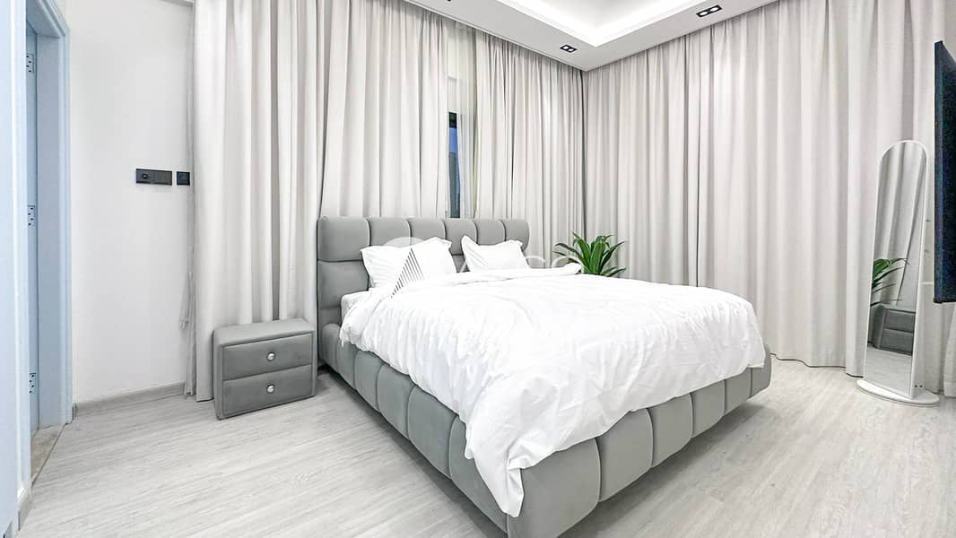 6 AZCO REAL ESTATE-10. jpg