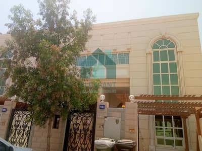 فیلا 3 غرفة نوم للايجار في الوصل ، دبي - Huge 4 Bedroom In Suits Villa With Private Swimming Pool !! فیلا 3 غرفة نوم للايجار في الوصل ، دبي - Huge 4 Bedroom In Suits Villa With Private Swimming Pool !!