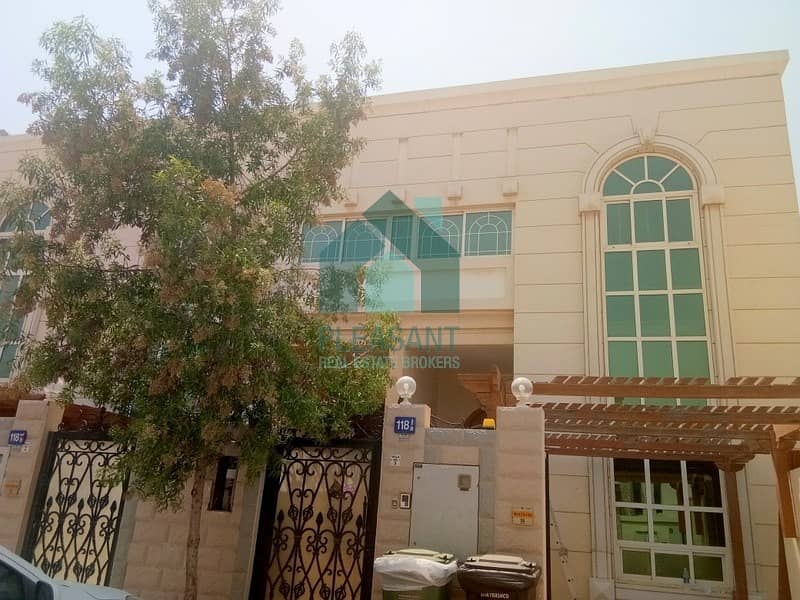 Huge 4 Bedroom In Suits Villa With Private Swimming Pool !! Huge 4 Bedroom In Suits Villa With Private Swimming Pool !!