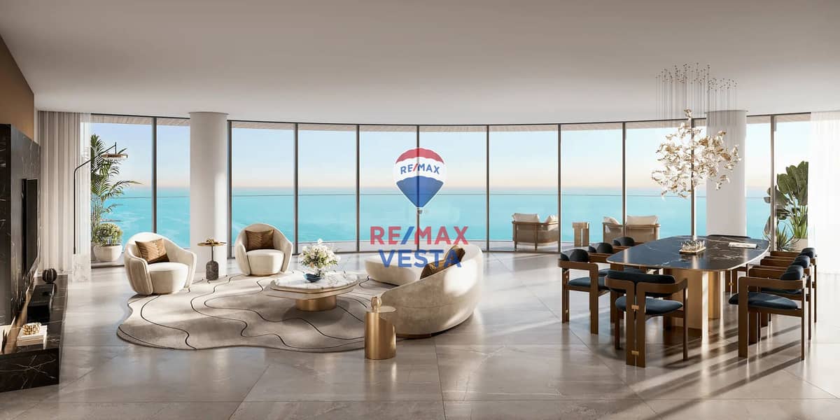 14 Sea-La-Vie_Three-Bedroom_Living-room. jpg