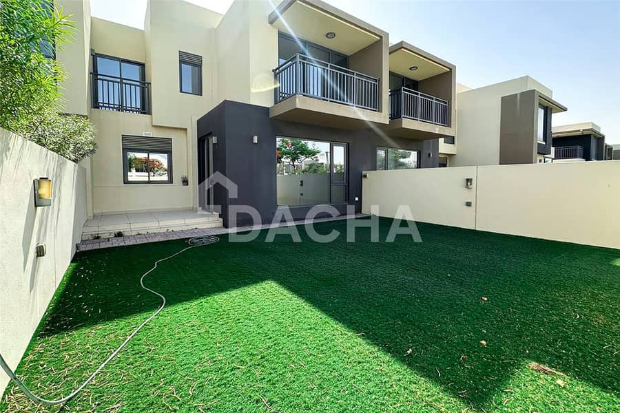 Таунхаус в Дубай Хиллс Истейт,Мапл,Мейпл 2, 3 cпальни, 250000 AED - 11665687 Таунхаус в Дубай Хиллс Истейт,Мапл,Мейпл 2, 3 cпальни, 250000 AED - 11665687