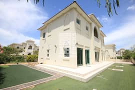 فیلا في قرطاج،الفرجان 4 غرف 315000 درهم - 11661588