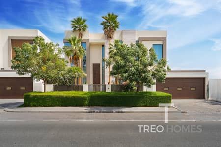 6 Bedroom Villa for Rent in Jumeirah Park, Dubai - 6 Bed | Lake View | One of a Kind | Luxury