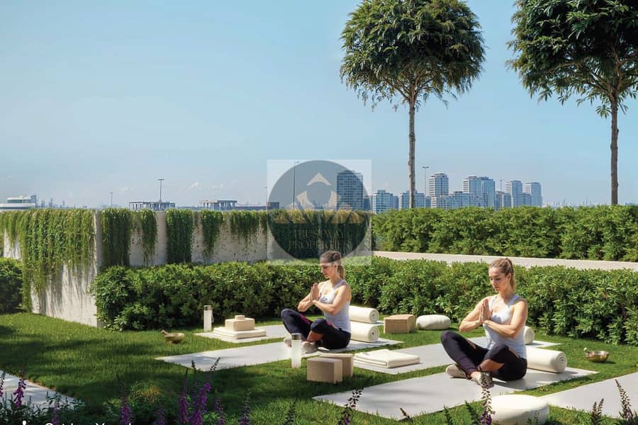 11 yoga area - outside. jpg