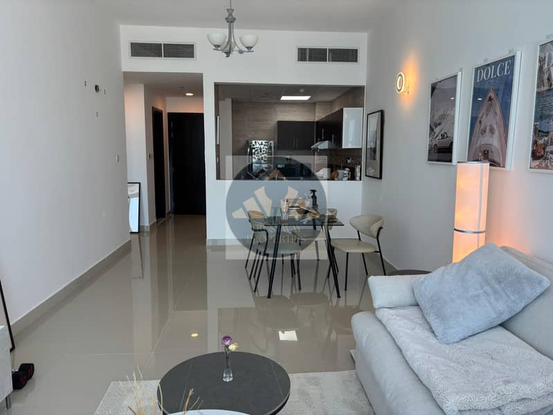 7 living and dining area 1. jpg