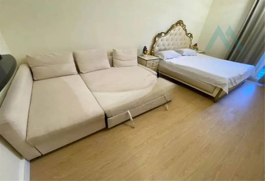 6 Image 1 (4). png