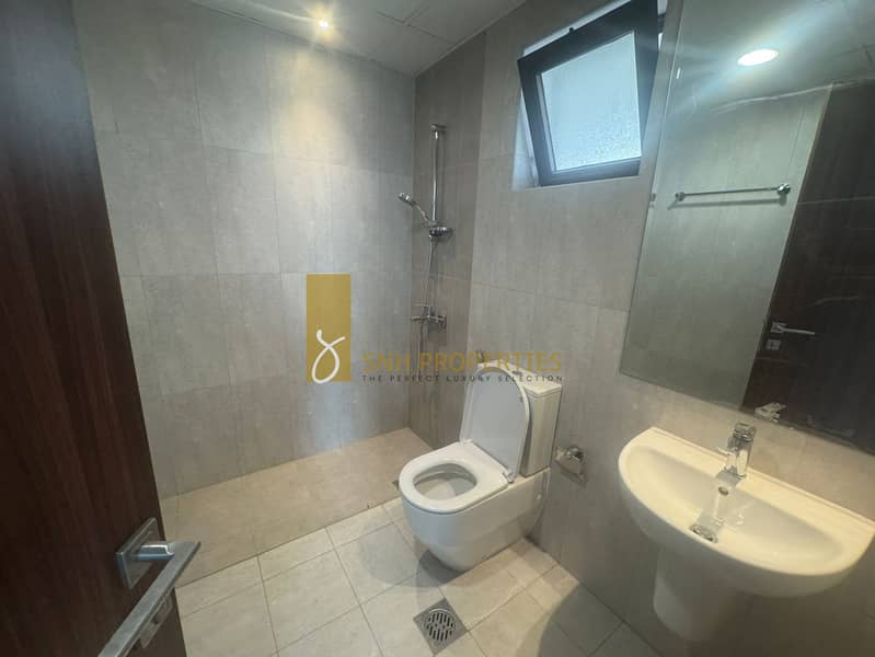 20 c6f18581-344b-4120-bed5-e52fdeb27aba. jpg