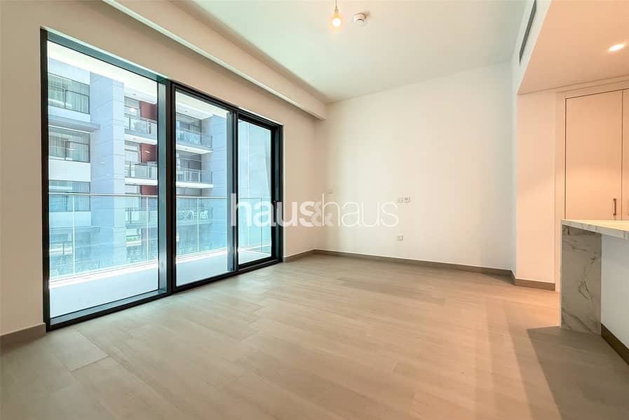 Large Studio | Unfurnished | Must Have Large Studio | Unfurnished | Must Have