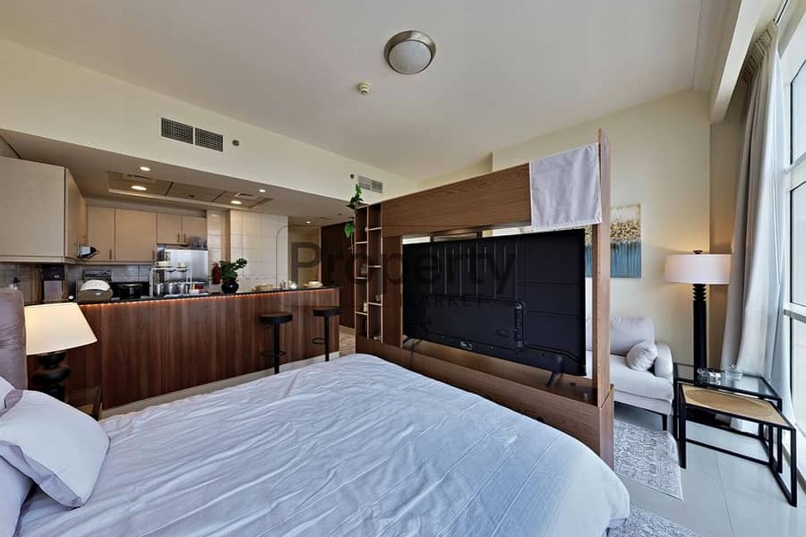 5 32_screenshot_U-2830 JVC, Reef Residence - Studio. png