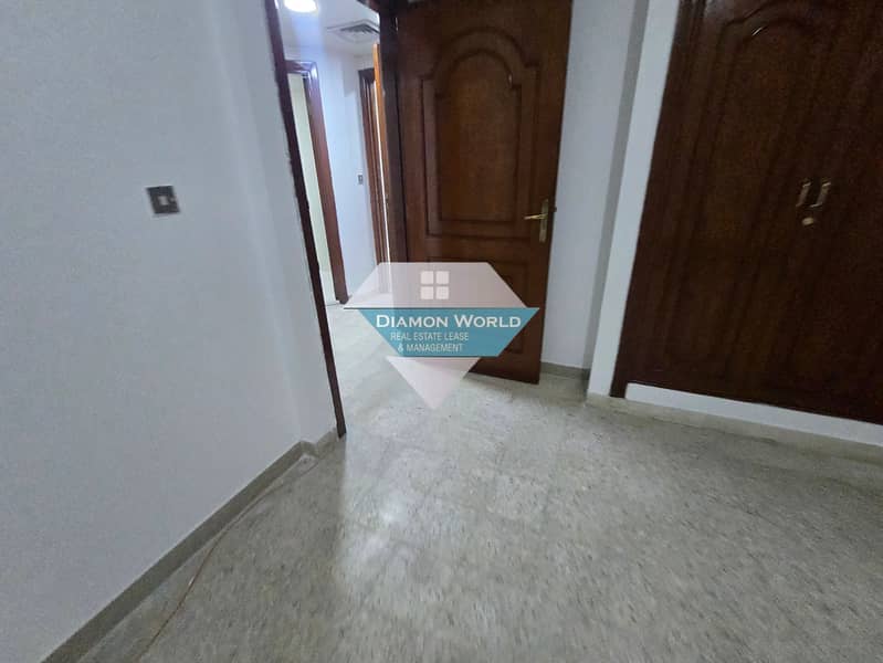 22 1000245596. jpg