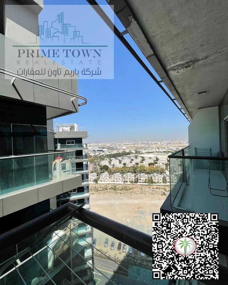 5 White and Black Photo Real Estate Listing Instagram Post (4). png