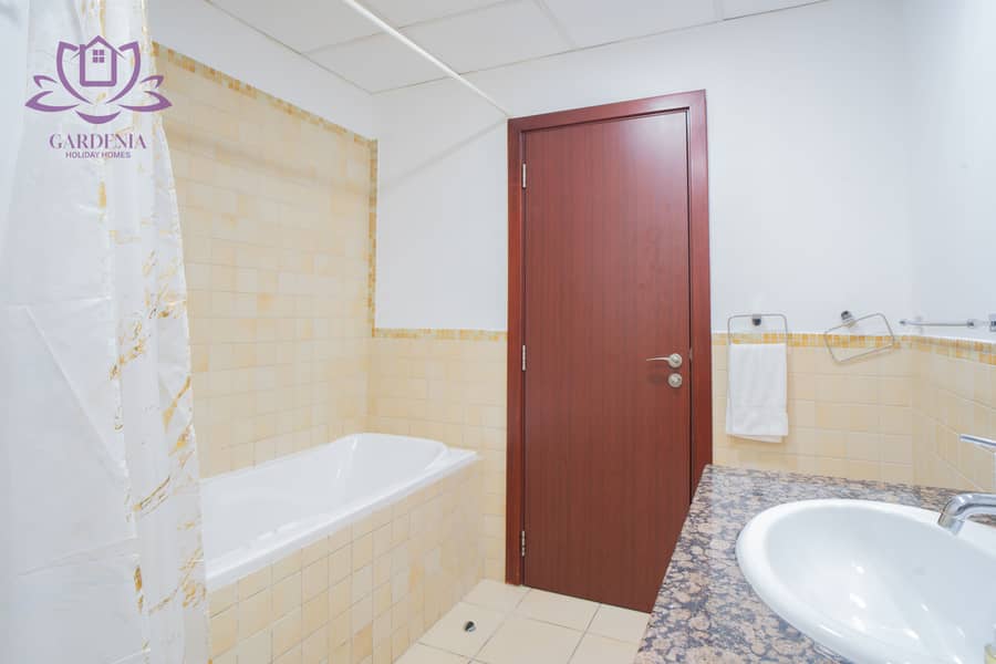 9 Bath 2 3. jpg