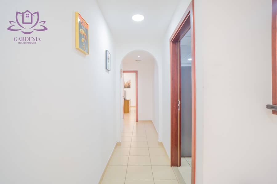 25 Hallway. jpg