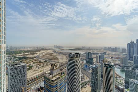 1 Bedroom Flat for Sale in Downtown Dubai, Dubai - Top Floor | Creek and Canal View | Vacant
