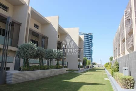 Elegant 4BR Townhouse in Al Muneera Mainland Elegant 4BR Townhouse in Al Muneera Mainland