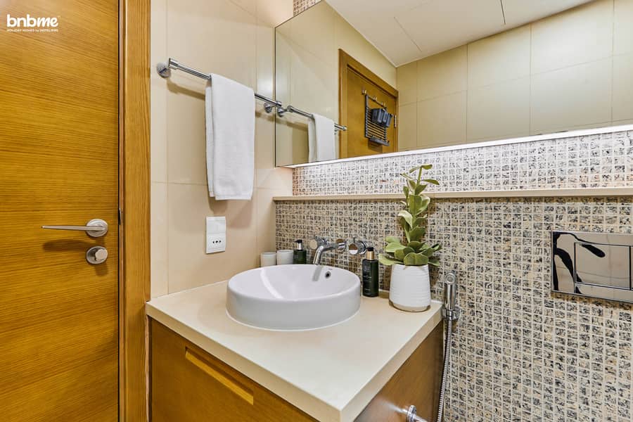 13 Bathroom 2. jpg