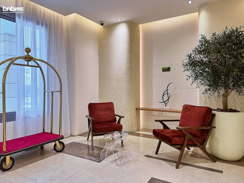 47 Common Area At reception  4. jpg