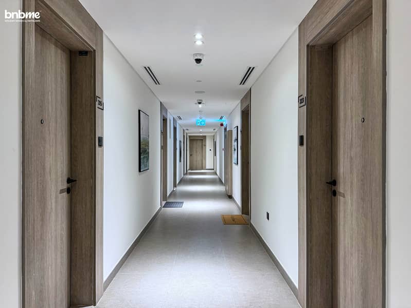24 Floor Hall Way. jpg