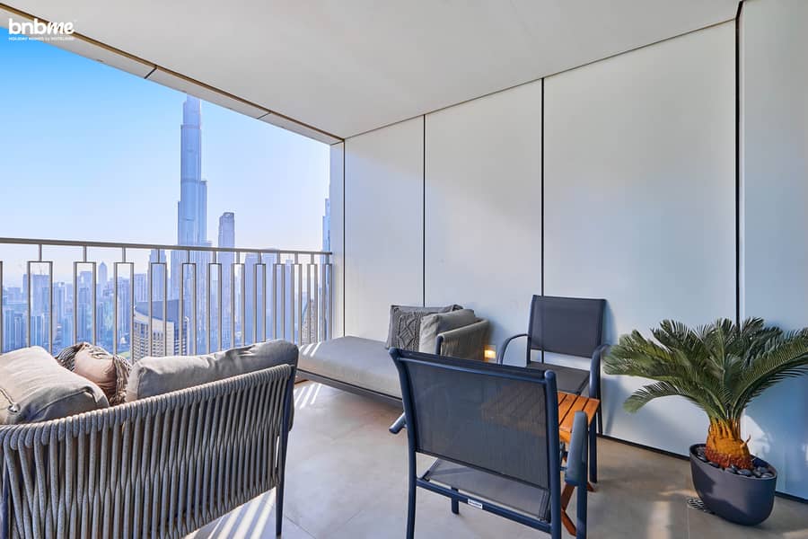 17 Lining Room Balcony. jpg
