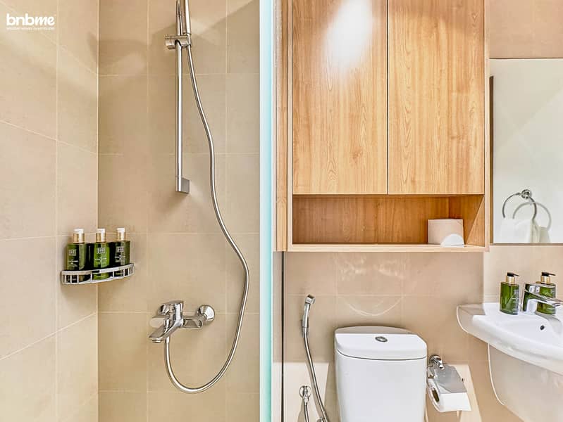 38 Maids Washroom. jpg