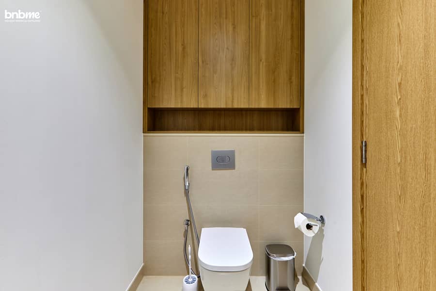41 Powder Room (1). jpg