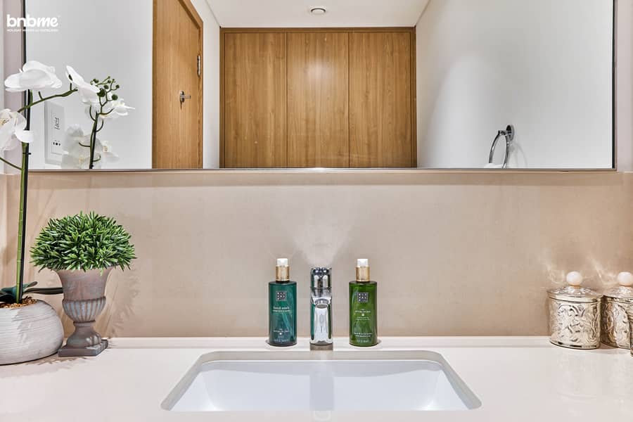 44 Powder Room. jpg