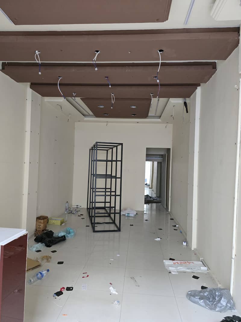 6 shop rolla 600 sqft khalfan al ansari building (3). jpg