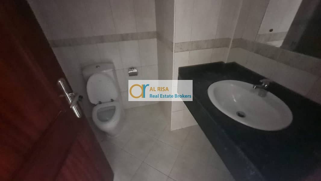 9 0fa38d2a-cec3-4a26-8ca6-645e9f5af00f. jpg