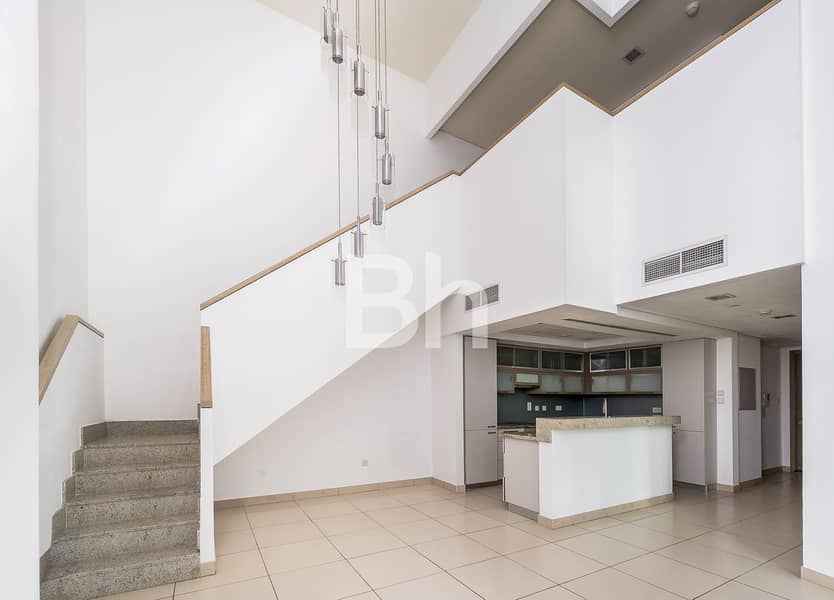 Квартира в Дубай Даунтаун,Лофтс,Лофтс Вест, 3 cпальни, 225000 AED - 11670299 Квартира в Дубай Даунтаун,Лофтс,Лофтс Вест, 3 cпальни, 225000 AED - 11670299