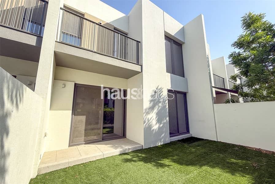 位于蒂拉尔阿尔加夫综合社区,伊兰住宅区 3 卧室的联排别墅 235000 AED - 11659894 位于蒂拉尔阿尔加夫综合社区,伊兰住宅区 3 卧室的联排别墅 235000 AED - 11659894