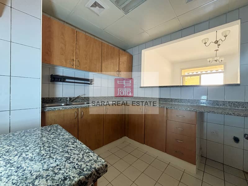 8 1.3 Kitchen. JPG
