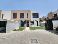🏡! فيلا فاخرة بمساحة أكبر | فيلا بأربع غرف نوم | حديقة خضراء | للإيجار | مجمع نسمة! 🌟