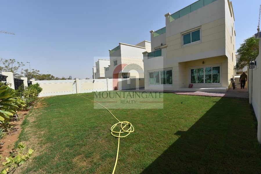 Large Garden 4 Bed +maid in Nakheel villa