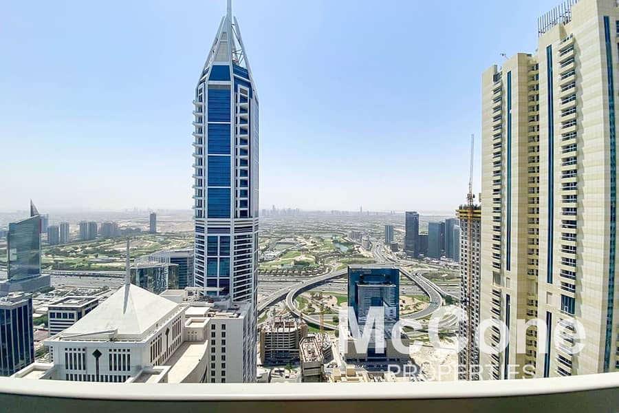 Golf Course View | Vacant | Bright and Spacious Golf Course View | Vacant | Bright and Spacious