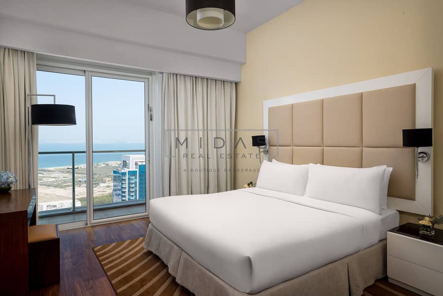 5 Premier One Bedroom Sea View Apartment_MasterBedroom. jpg
